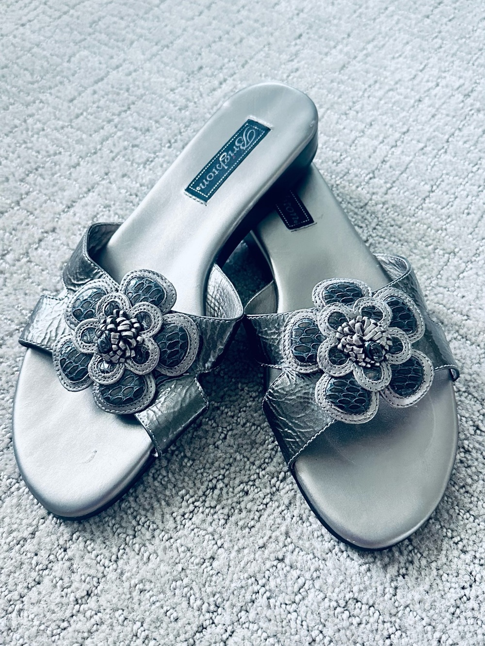 Brighton Clover Metallic Leather Slide Sandals Size 9M